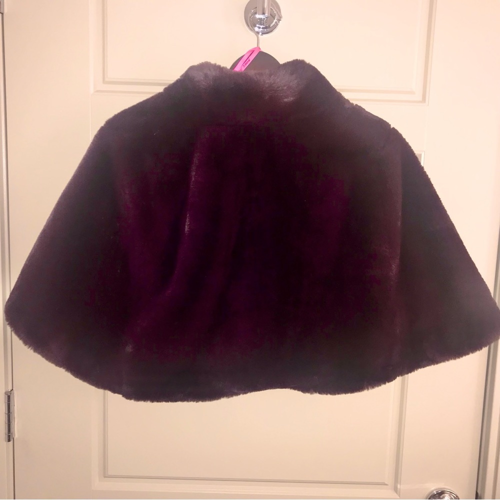Betsy Johnson fur shawl cover-up - Picture 4 of 6